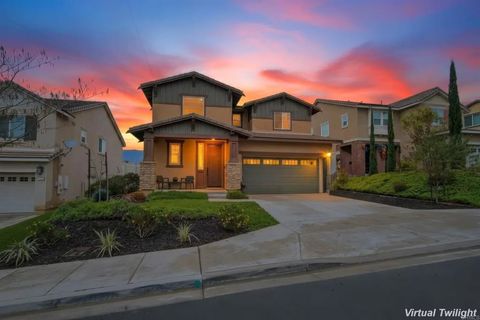 Photo of 440 Calabrese Street, Fallbrook, CA 92028 (MLS # NDP2600079)