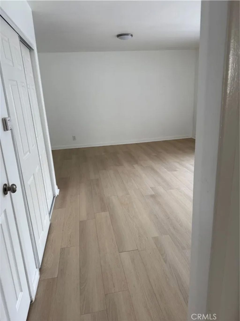 Photo of 749 S Berendo Street #5, Los Angeles, CA 90005 (MLS # SR25279114)