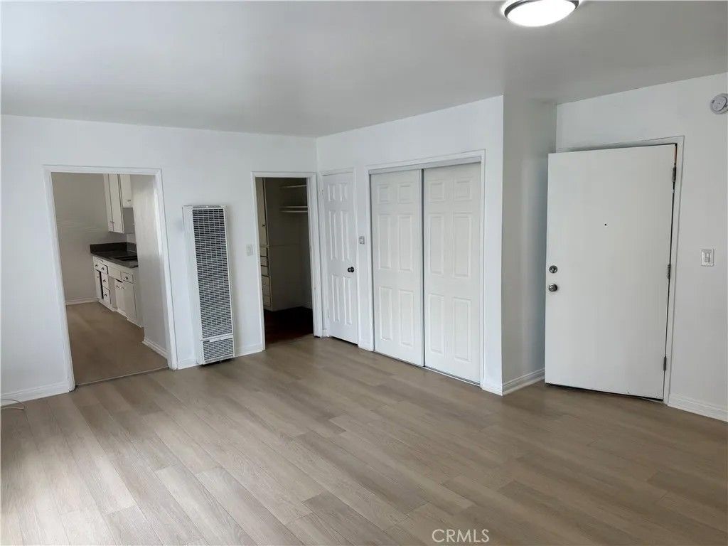 Photo of 749 S Berendo Street #5, Los Angeles, CA 90005 (MLS # SR25279114)