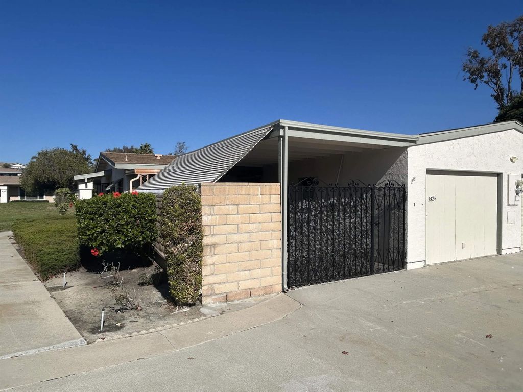 Photo of 3824 Orange Way, Oceanside, CA 92057 (MLS # 250043642)