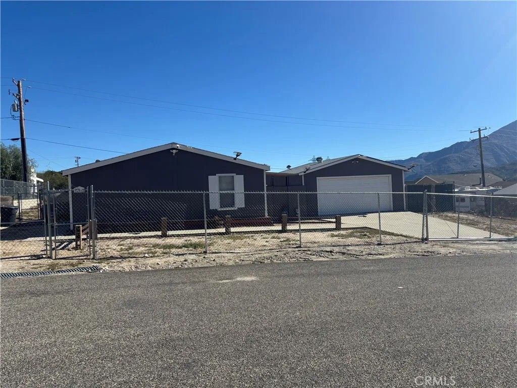 Photo of 12862 centurian St, Whitewater, CA 92282 (MLS # IG26013103)