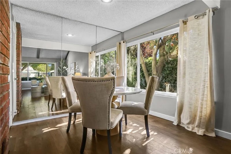 25136 Avenida Rondel