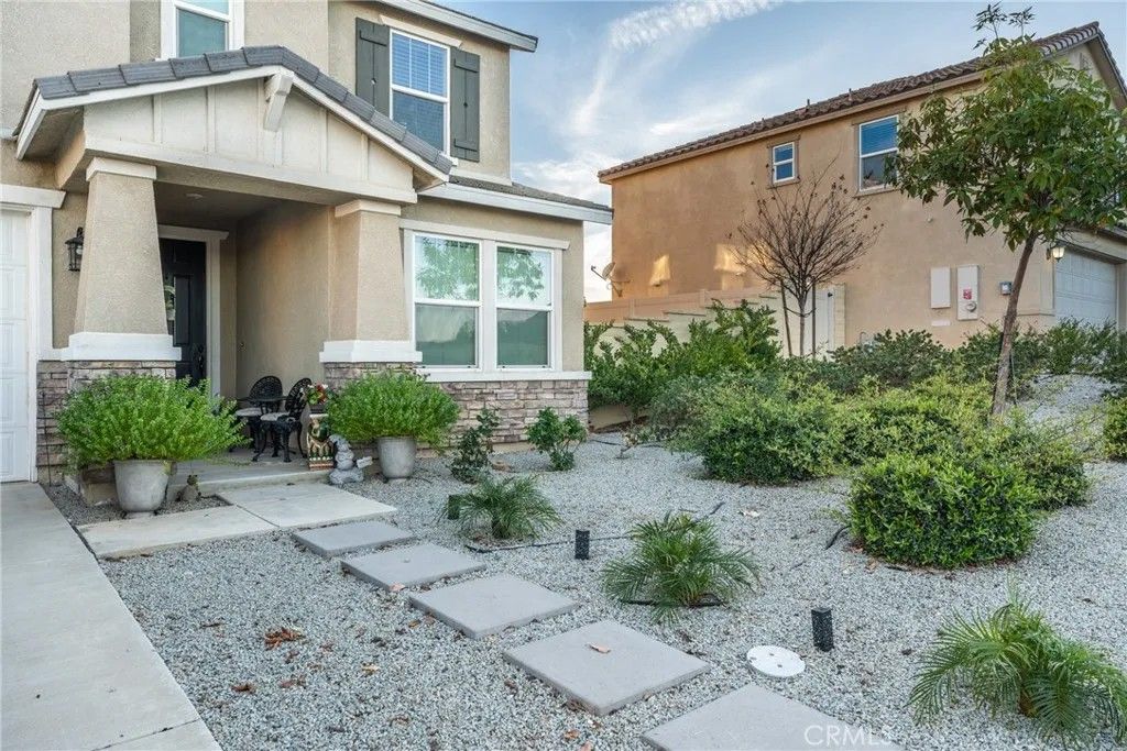 Photo of 4013 Elderberry Rdg, Lake Elsinore, CA 92530 (MLS # SW26045534)