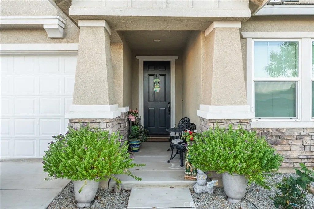 Photo of 4013 Elderberry Rdg, Lake Elsinore, CA 92530 (MLS # SW26045534)