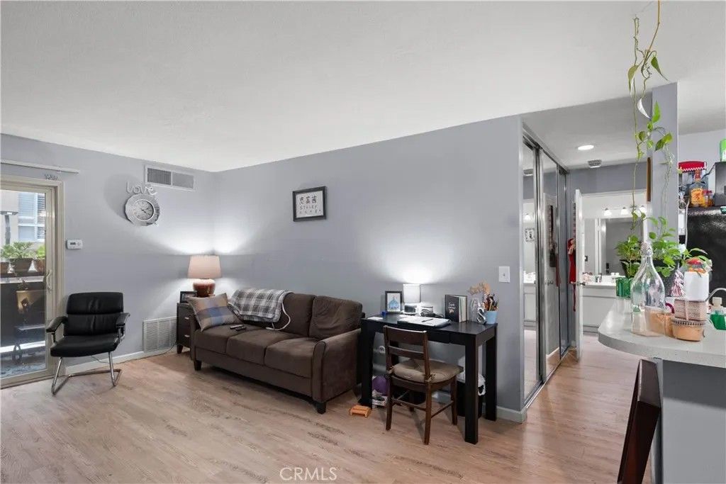 Photo of 1625 Hotel Cir, San Diego, CA 92108 (MLS # ND26021191)