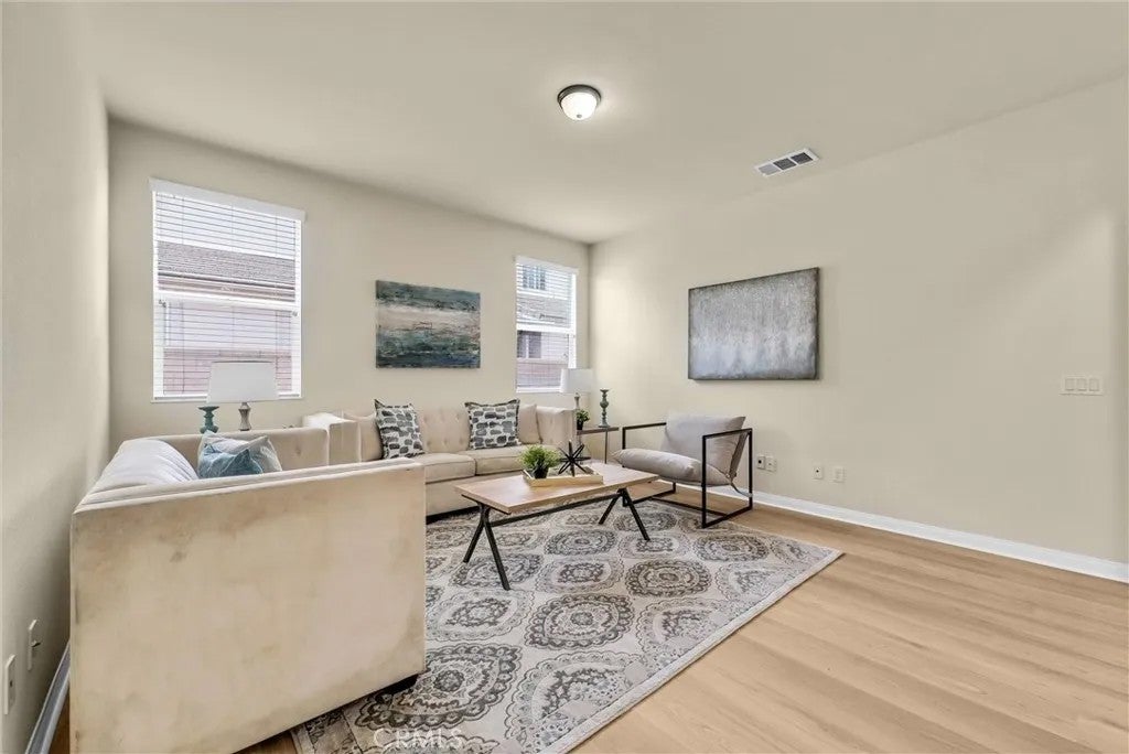 13901 Dellbrook