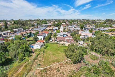 4215-17 Sycamore Dr San Diego CA 92105