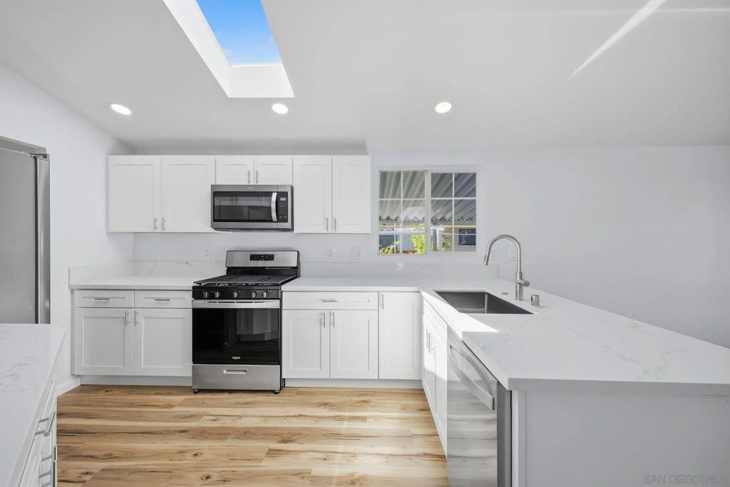 Photo of 2550 E Valley Pkwy #77, Escondido, CA 92027 (MLS # 260007312)