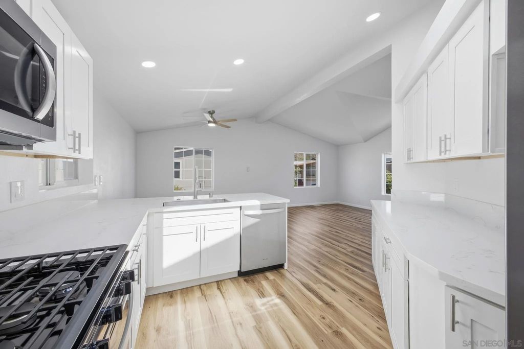 Photo of 2550 E Valley Pkwy #77, Escondido, CA 92027 (MLS # 260007312)