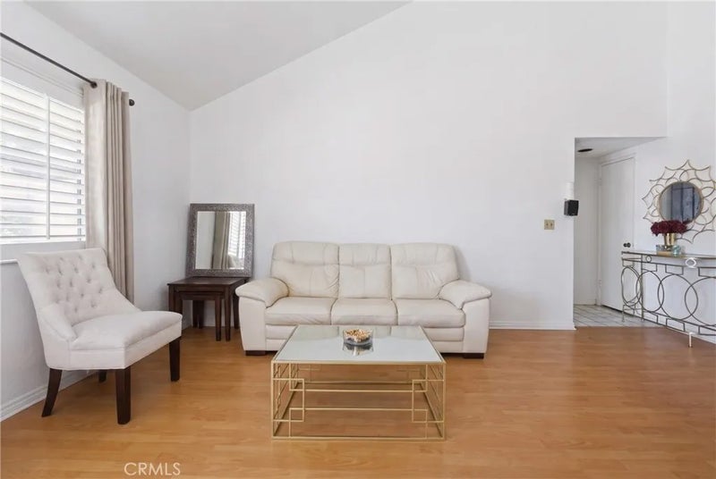 1530 W 145th 205
