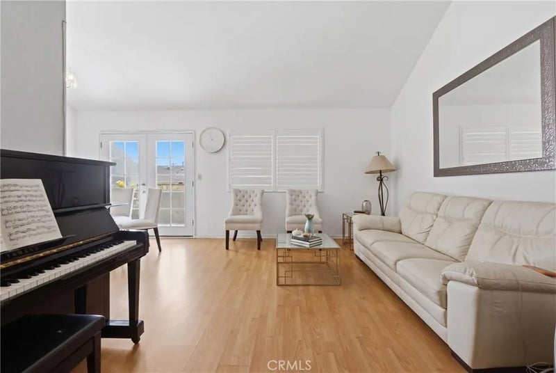 1530 W 145th 205