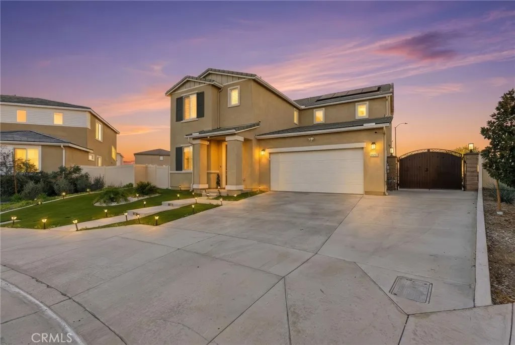 24703 Lightning Way
