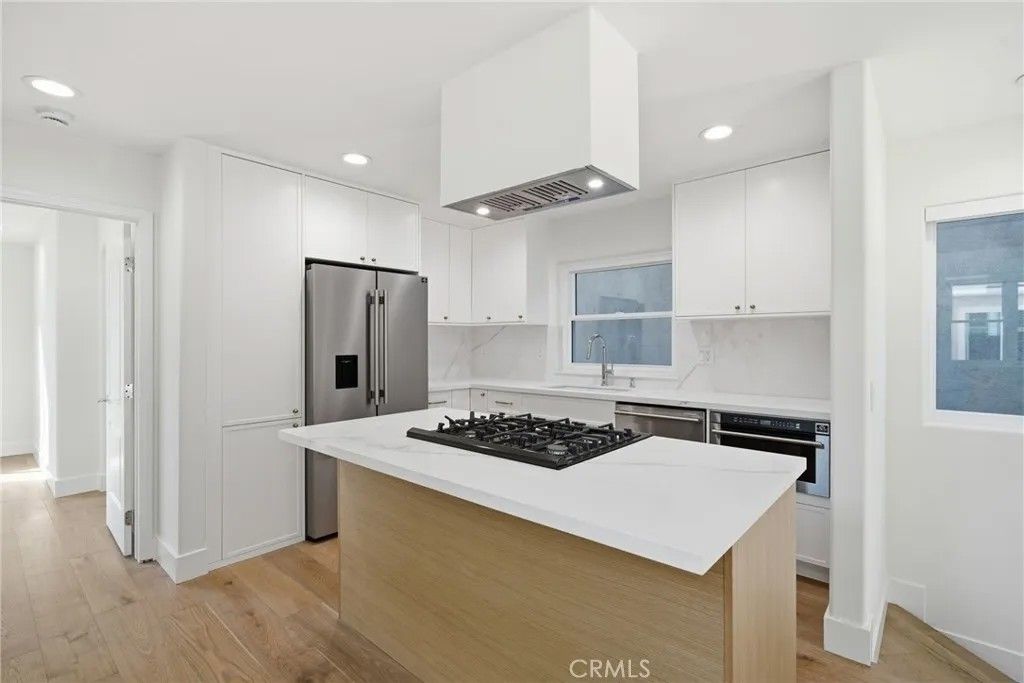 Photo of 505 Marigold Ave, Corona Del Mar, CA 92625 (MLS # NP26095968)