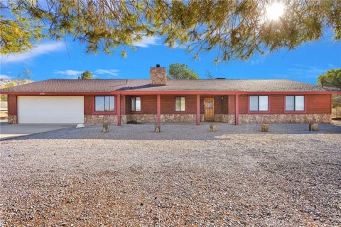 Photo of 16431 Joshua RD, Apple Valley, CA 92307 (MLS # TR26224131)