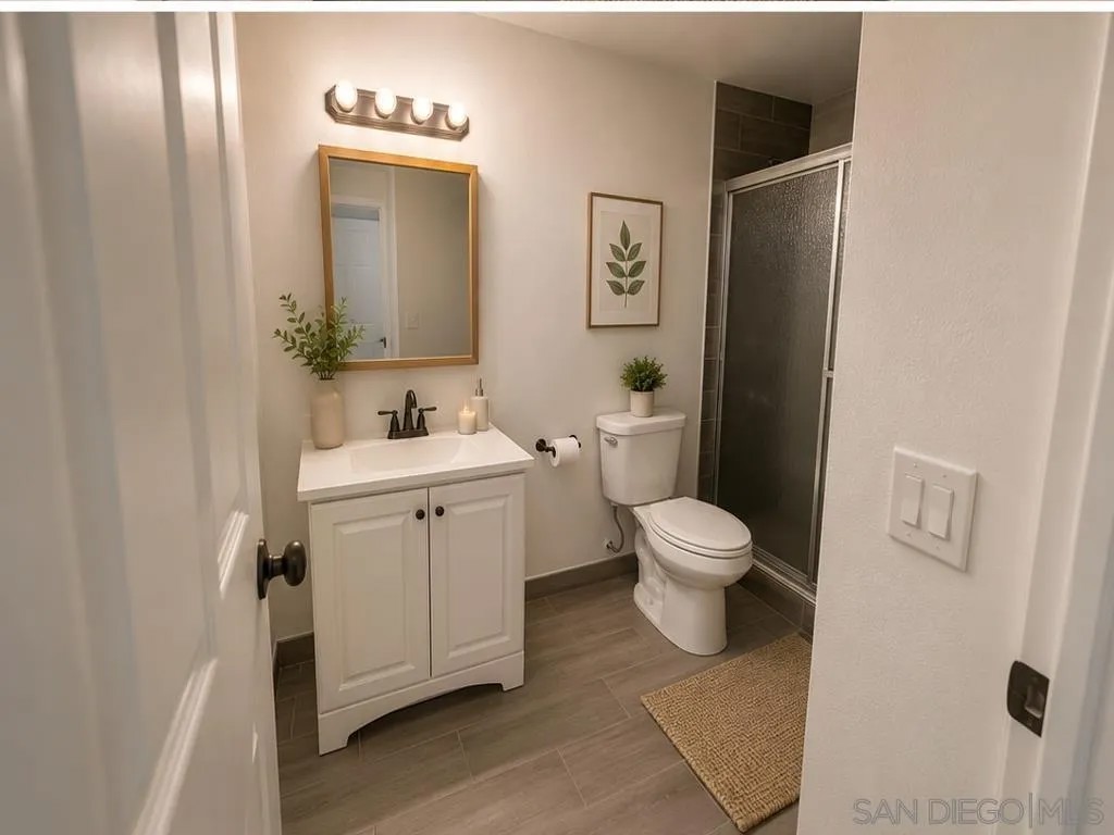 1681 BAYVIEW HEIGHTS 31