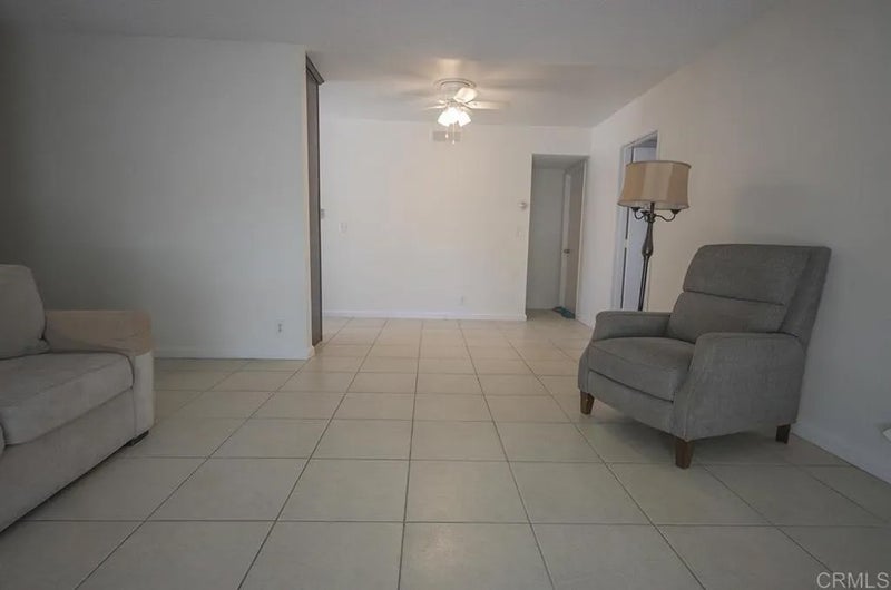 355 Calle Mariposa