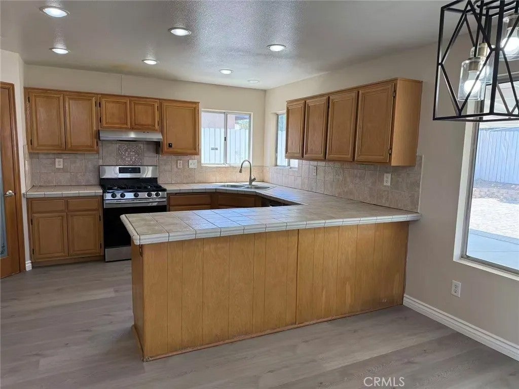 14830 Redwood