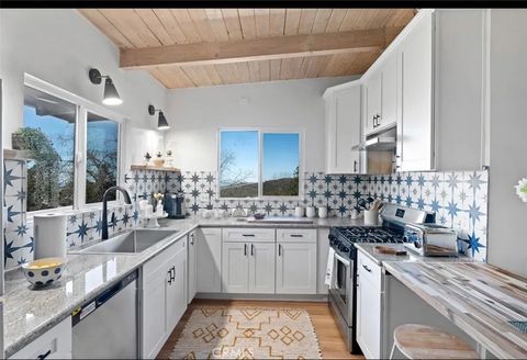 Photo of 54330 Tahquitz View, Idyllwild, CA 92549 (MLS # CV25282058)