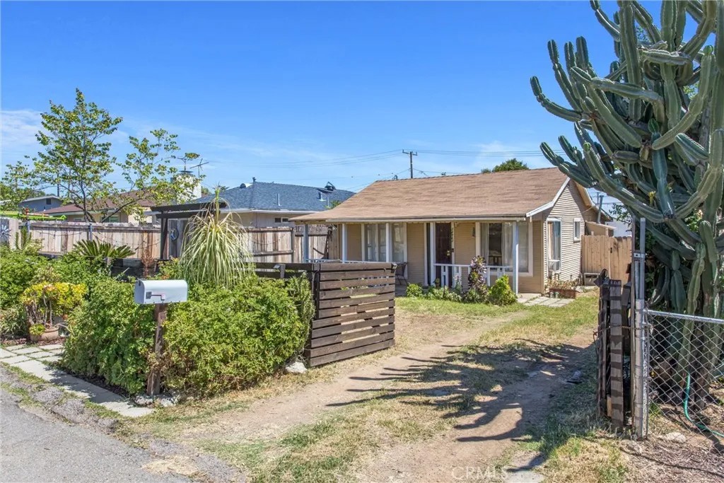 34963 Acacia Avenue