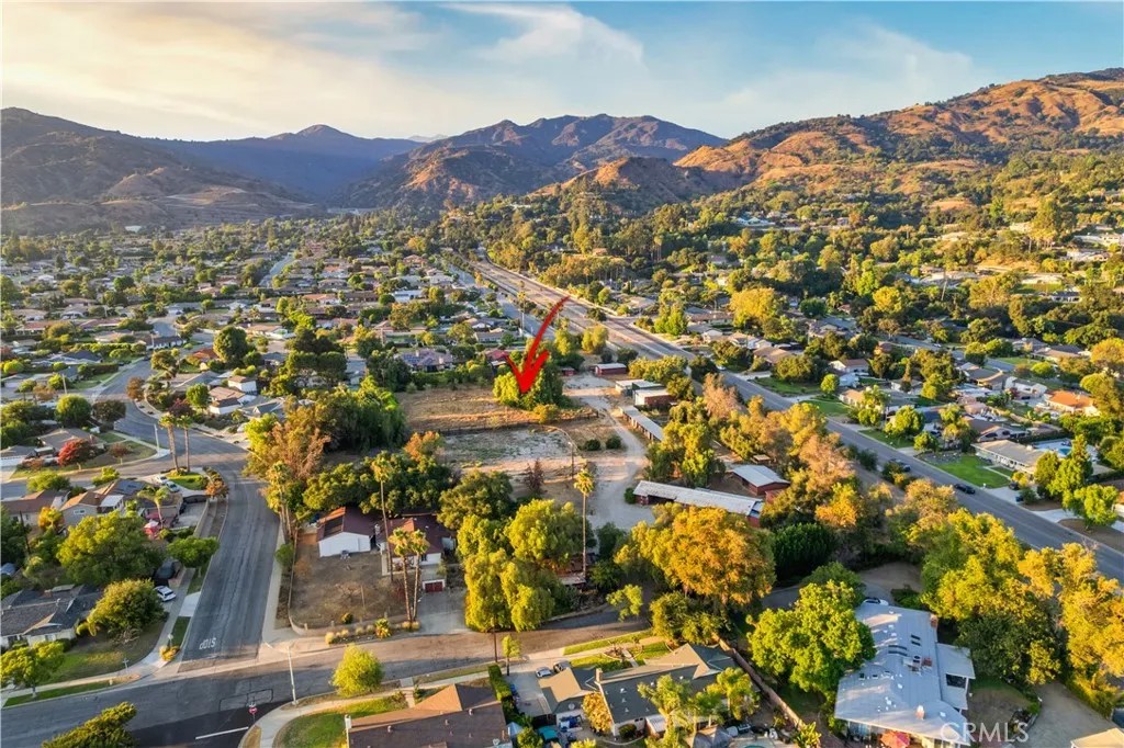 0 E Glendora Mountain