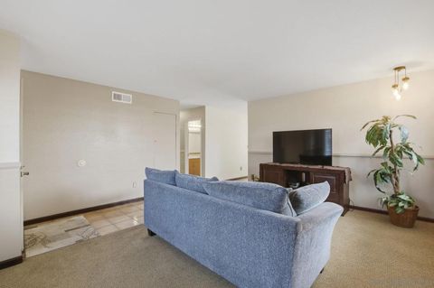Tiny photo for 11096 Sagittarius Rd, San Diego, CA 92126 (MLS # 250042524)