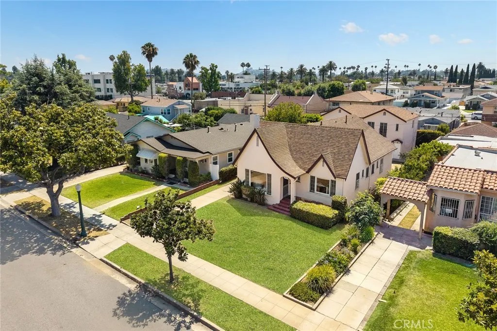 1515 S Stoneman Avenue