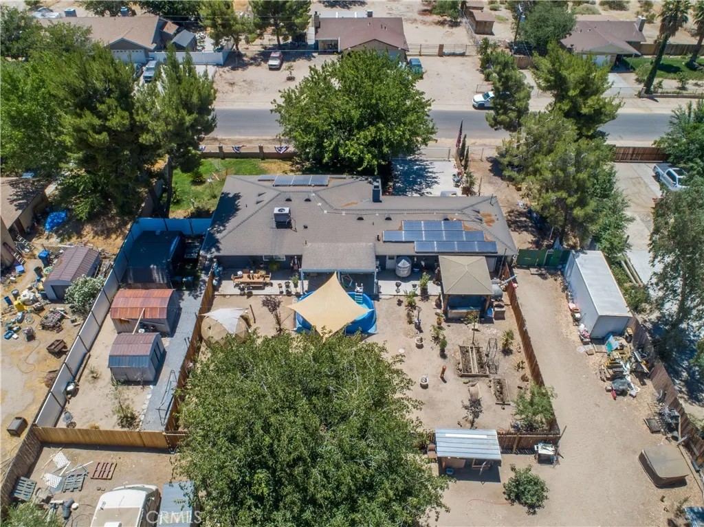 10755 E Avenue R10