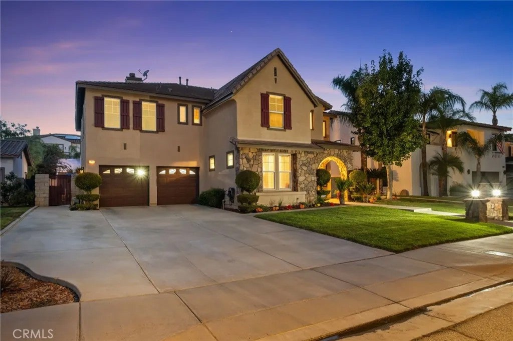 8249 Laurel Ridge