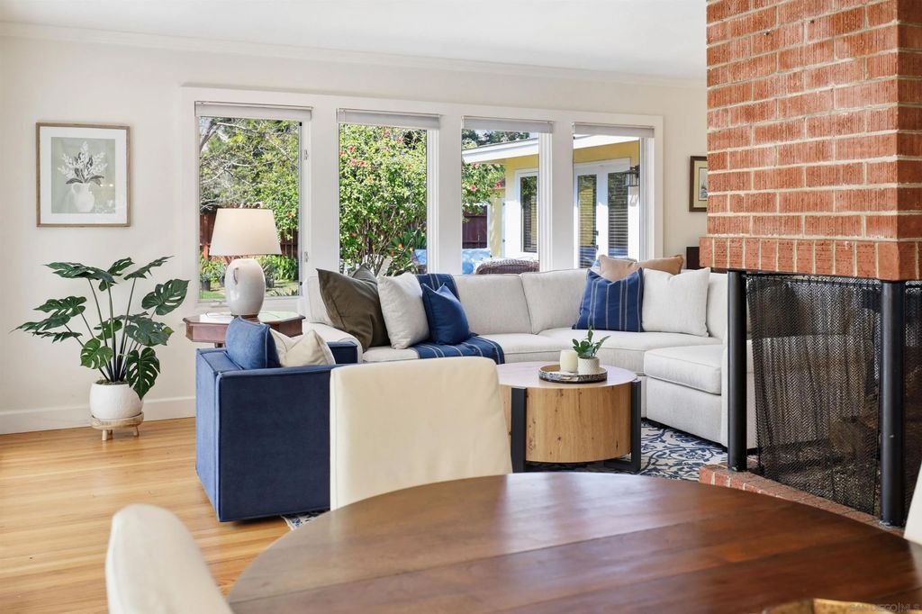 Photo of 540 Country Club Lane, Coronado, CA 92118 (MLS # 250001294)