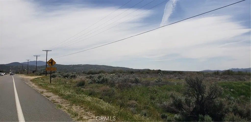Photo of 432285 Terwilliger, Anza, CA 92539 (MLS # CV22076946)