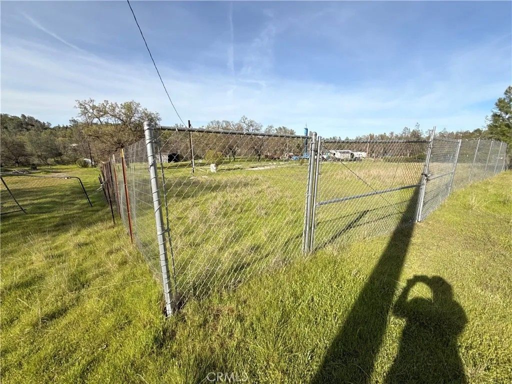 Photo of 15740 Rancho Tehama Rd, Corning, CA 96021 (MLS # SN26054027)