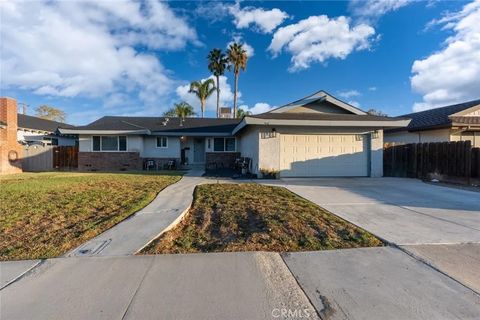 Tiny photo for 1062 Madison Ave, Los Banos, CA 93635 (MLS # MC25246243)