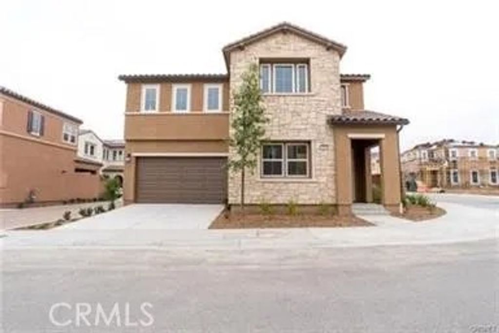 Photo of 20801 W Bur Oak Circle, Porter Ranch, CA 91326 (MLS # SR25280017)