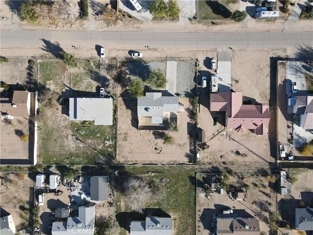 Photo of 11426 Tamarisk Ave, Hesperia, CA 92345 (MLS # IV25276612)