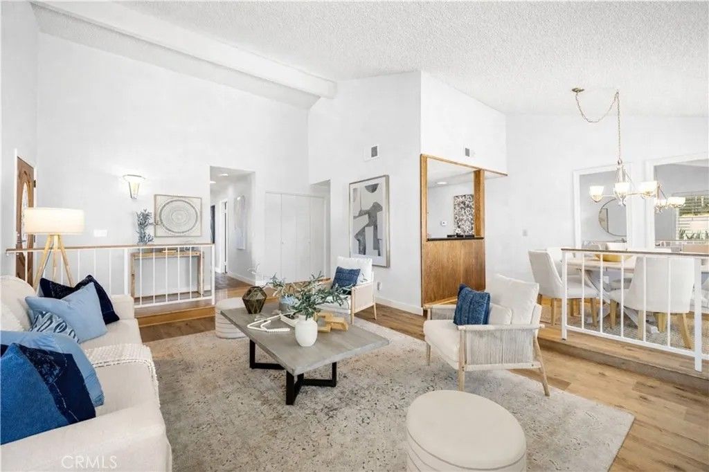 Photo of 26017 Redbluff Dr, Calabasas, CA 91302 (MLS # SR26004389)