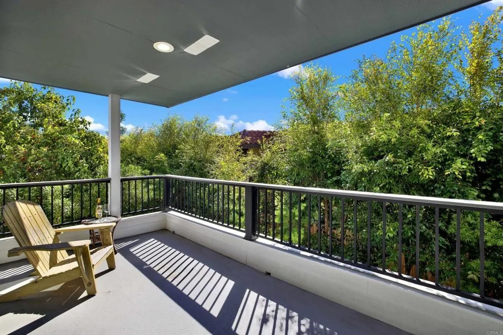 707 S Sierra Avenue 14