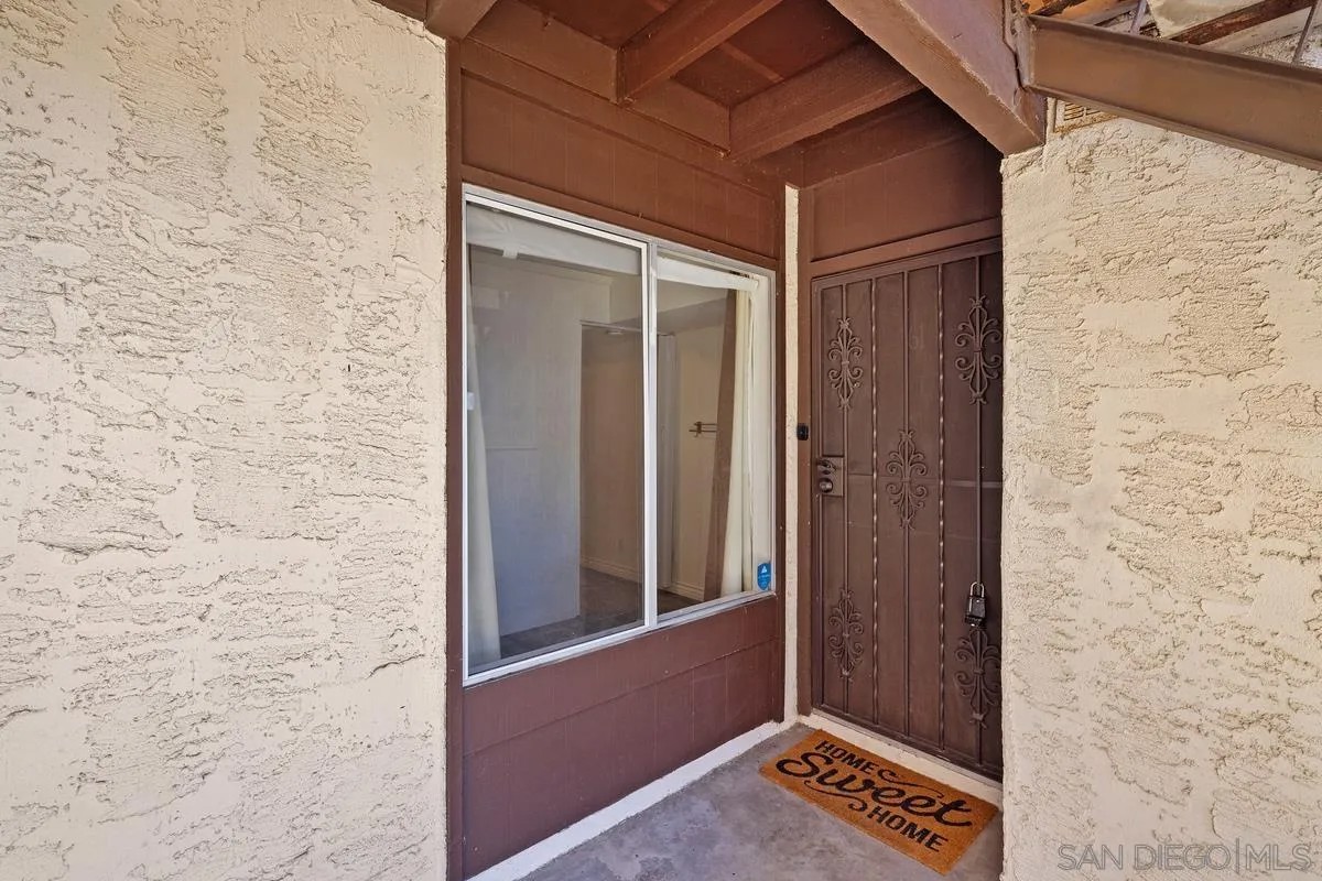6878 Navajo Rd 61
