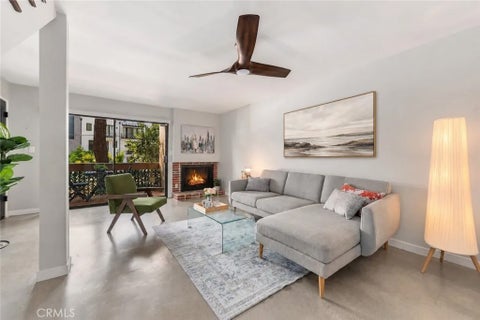 Photo of 15207 Magnolia Boulevard #119, Sherman Oaks, CA 91403 (MLS # SR26202057)