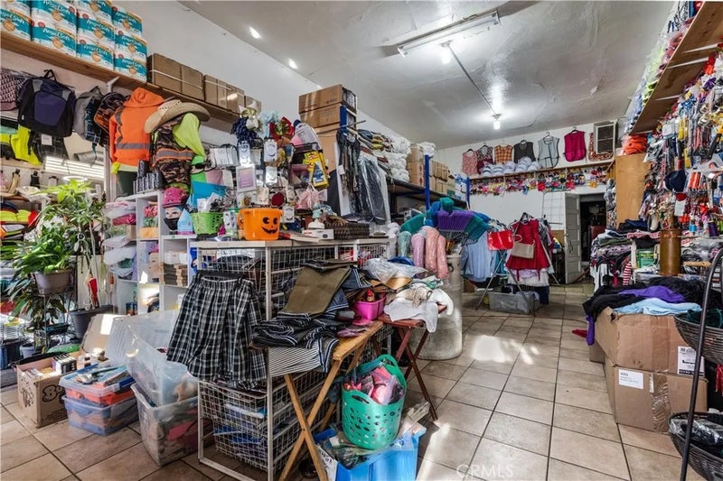 162 N Maple Ave