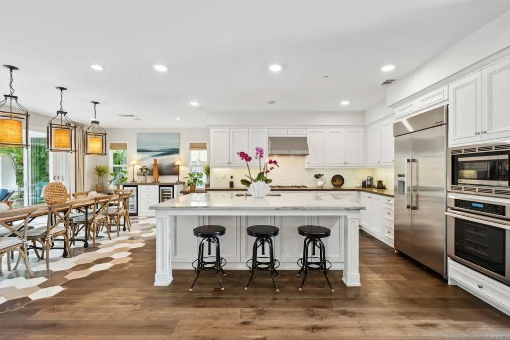 196 Coral Cove Way