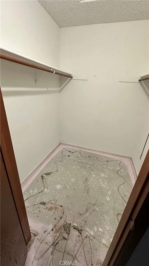 Tiny photo for 11861 10th Ave, Hesperia, CA 92345 (MLS # HD25254993)