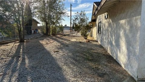 Tiny photo for 11861 10th Ave, Hesperia, CA 92345 (MLS # HD25254993)
