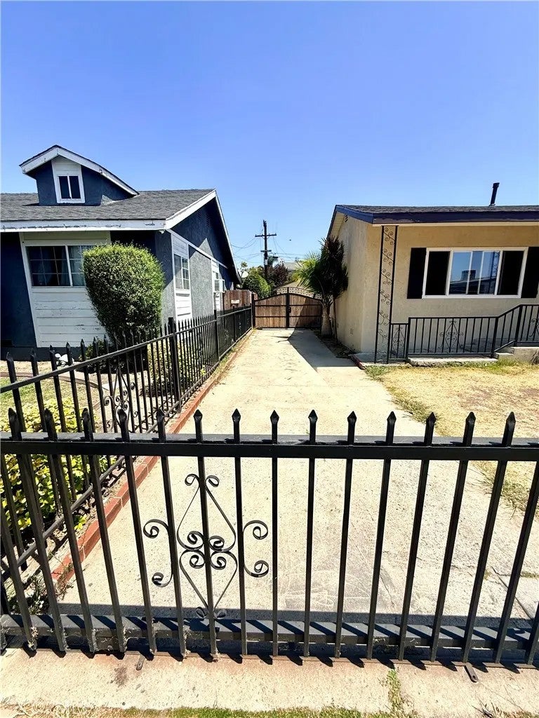 3533 W 134th