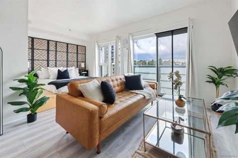 Photo of 550 15Th St #607, San Diego, CA 92101 (MLS # 2600606)