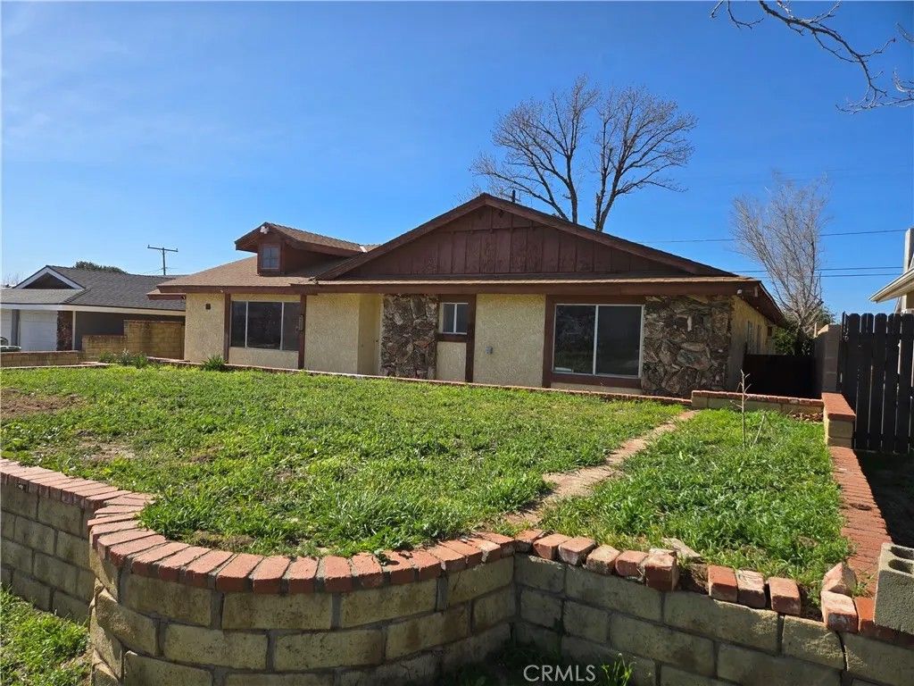 Photo of 11067 Maureen Dr, Cherry Valley, CA 92223 (MLS # CV26027674)