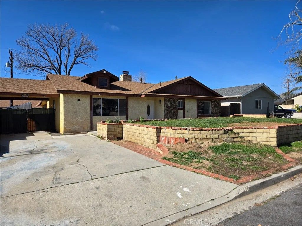 Photo of 11067 Maureen Dr, Cherry Valley, CA 92223 (MLS # CV26027674)