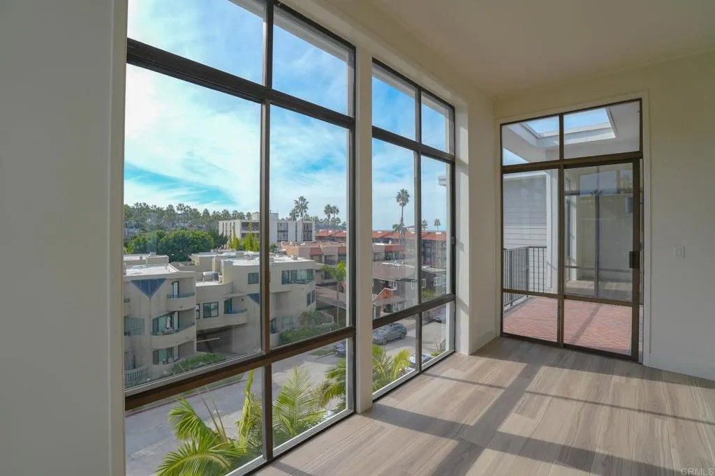 Photo of 2130 Vallecitos #442, La Jolla, CA 92037 (MLS # NDP2511495)