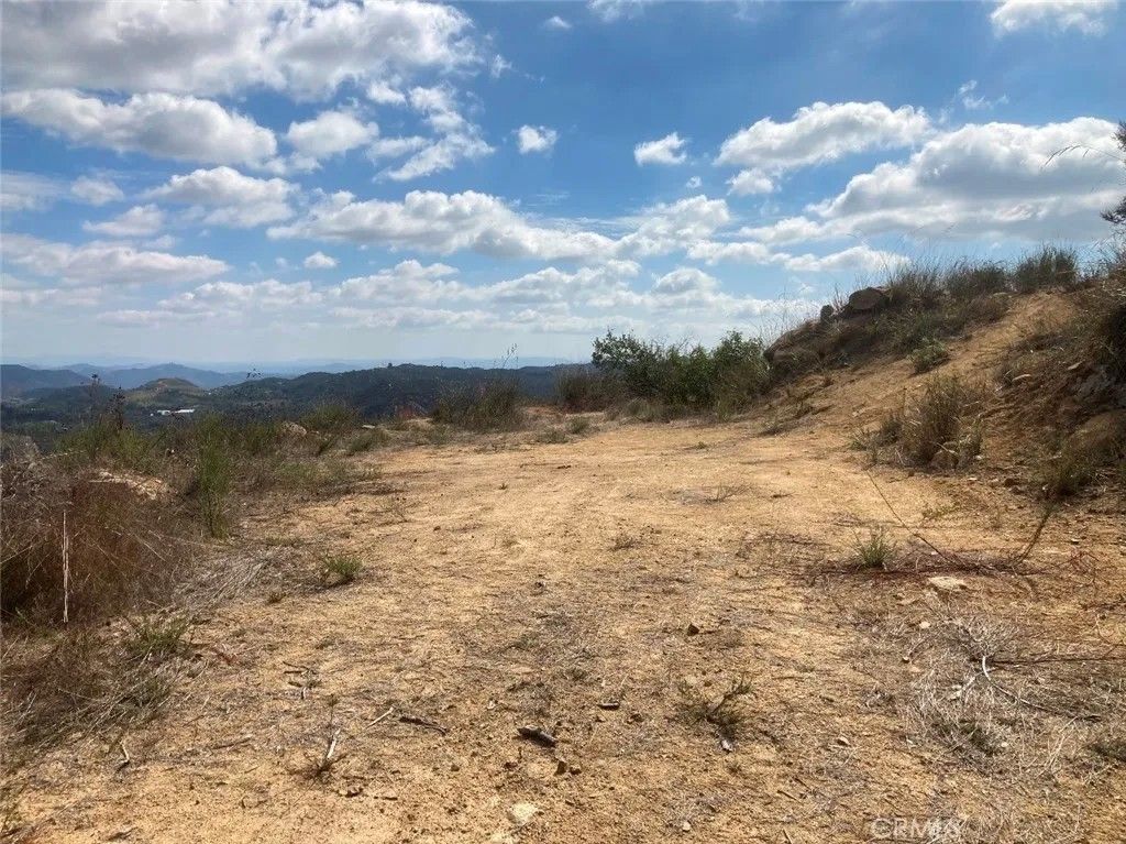 Photo of 2 Daneri, Temecula, CA 92590 (MLS # SW26088247)