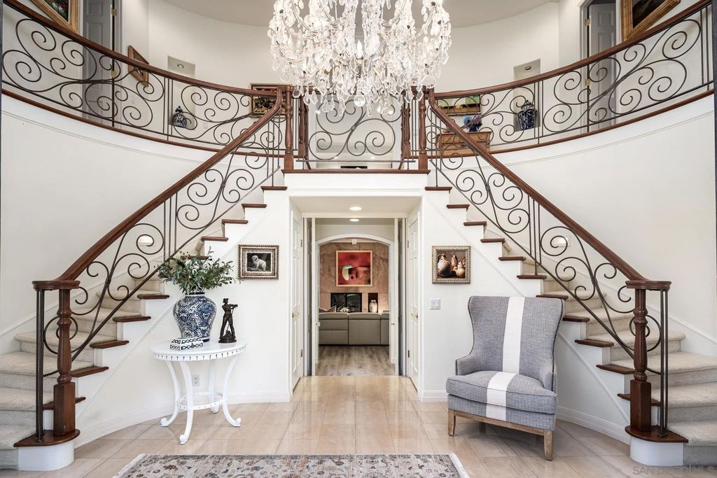 Photo of 17323 Circa Del Sur, Rancho Santa Fe, CA 92067 (MLS # 250045353)