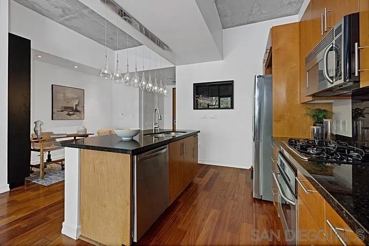 1050 Island Ave 110